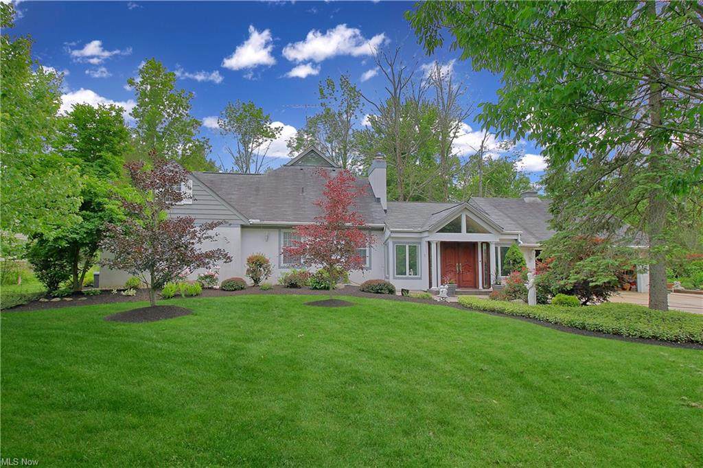 36550 Chagrin Boulevard - Photo 1