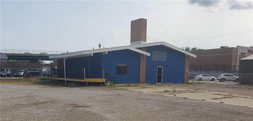 316 Greene - Photo 1