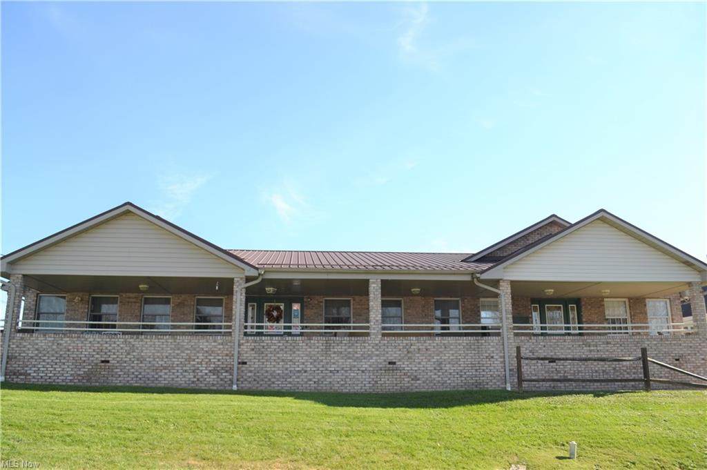 108 Lee Road - Photo 1
