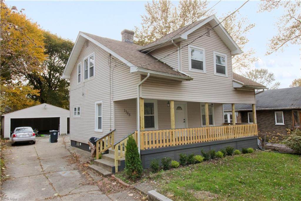 1388 Chippewa Avenue - Photo 1