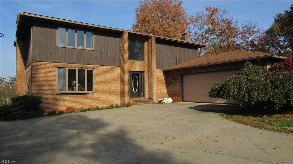 4441 Merlin Drive - Photo 1