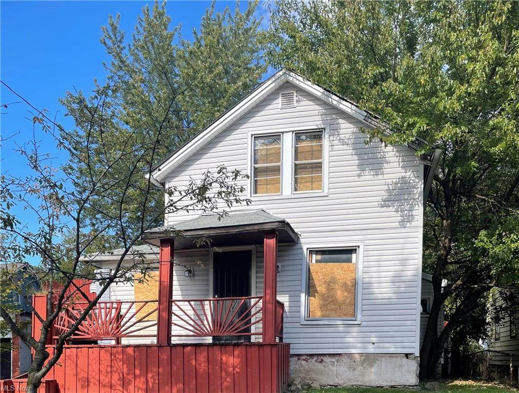 8613 Bancroft Avenue - Photo 1