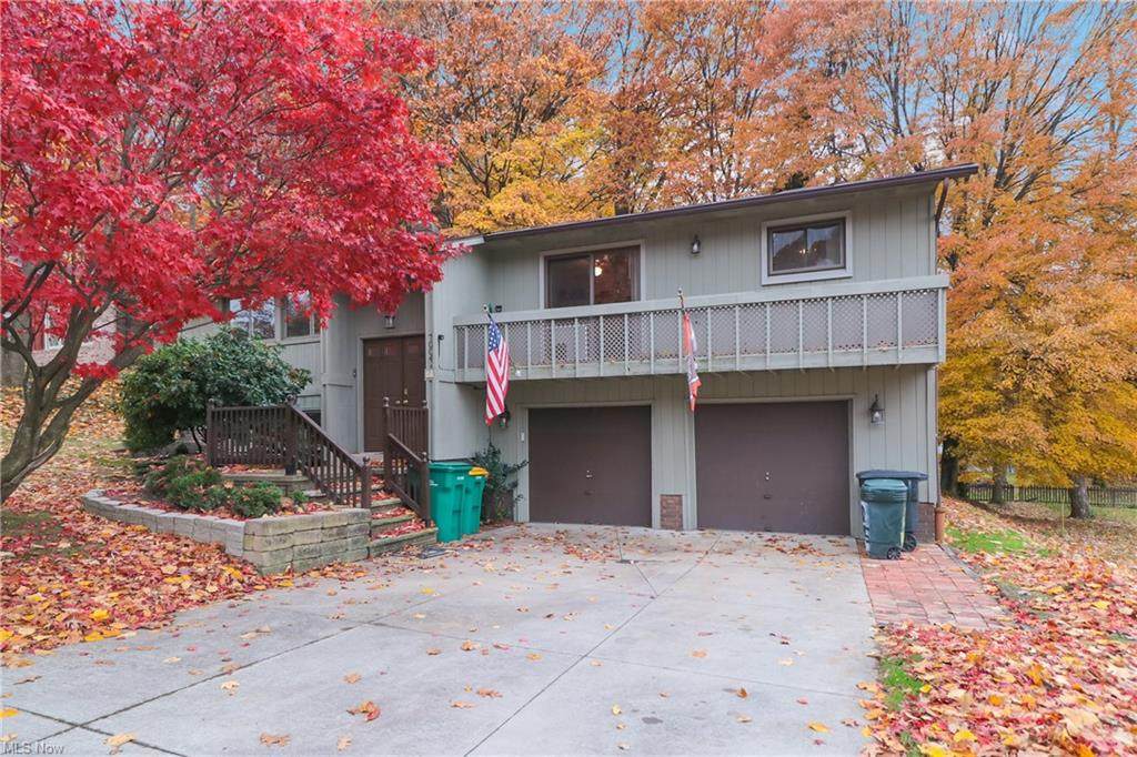 7004 Donna Rae Drive - Photo 1