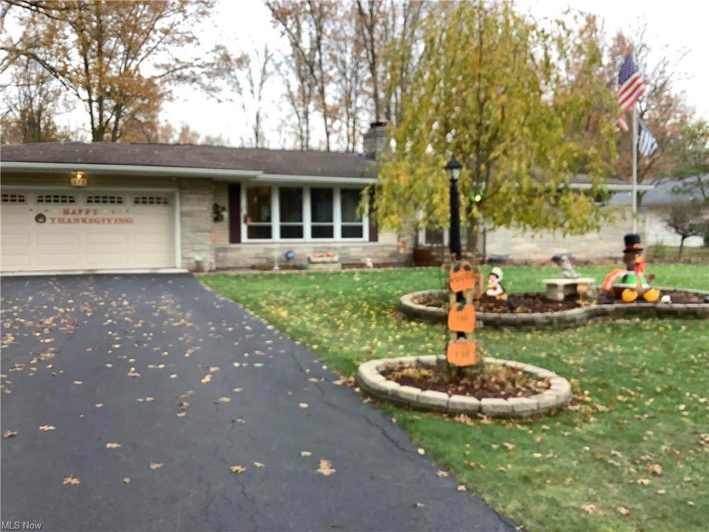 375 Sleepy Hollow Drive - Photo 1