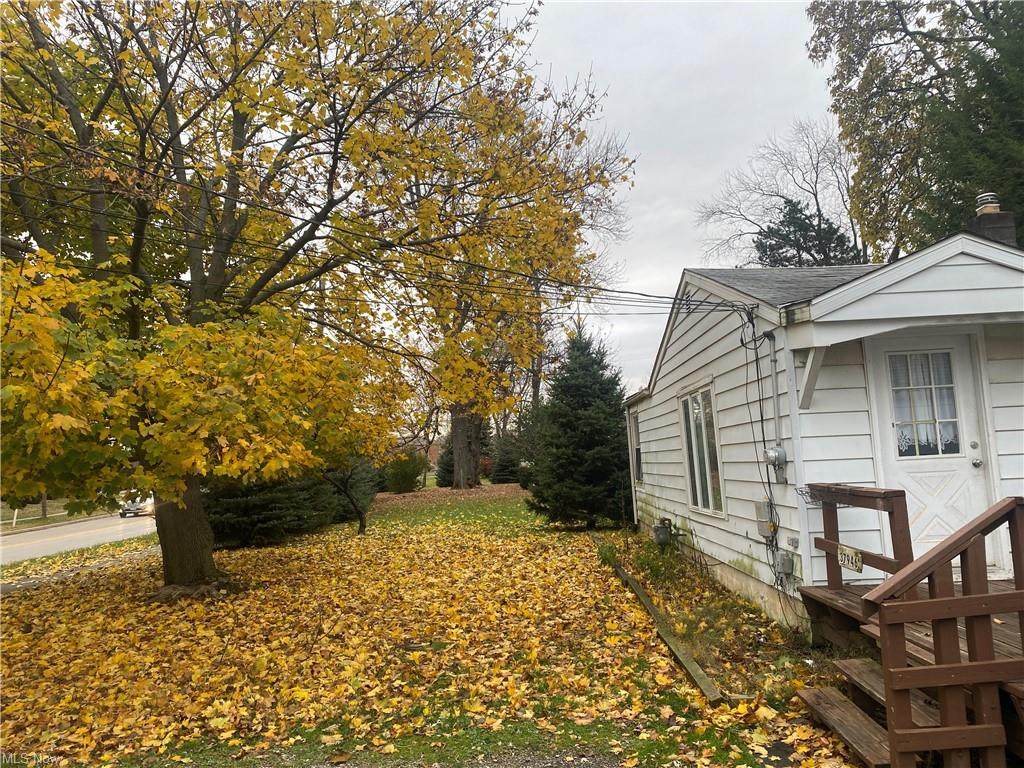 37946 Erie Road - Photo 1