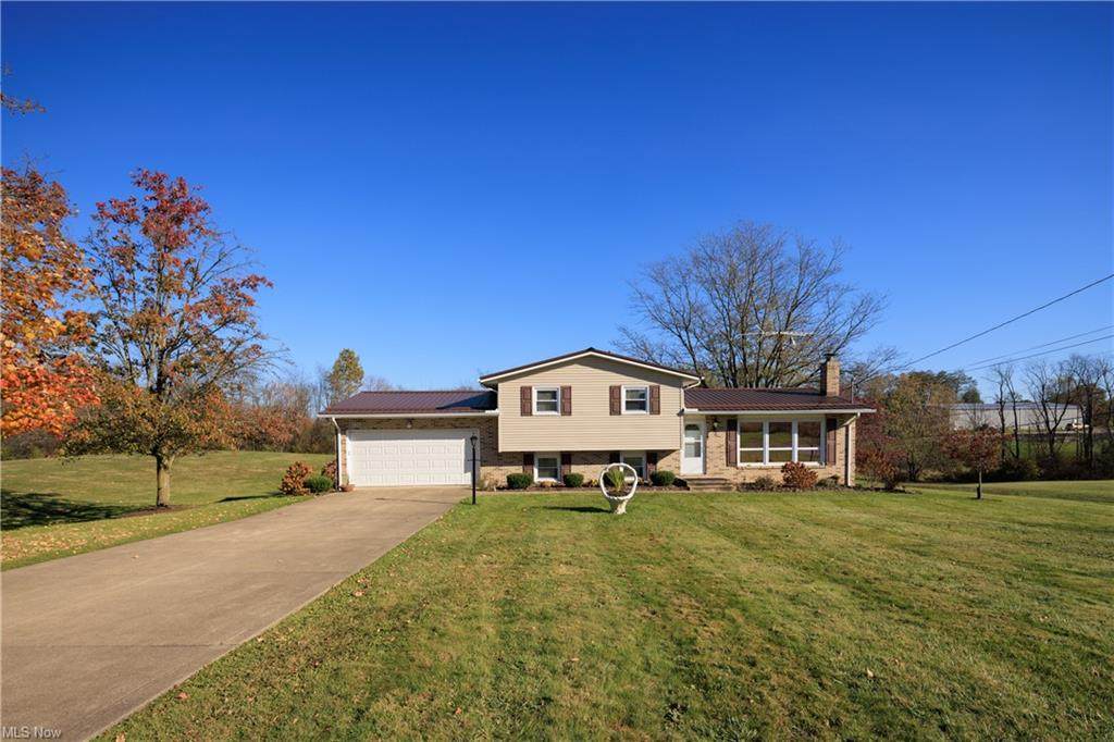 2250 Greendale Avenue - Photo 1