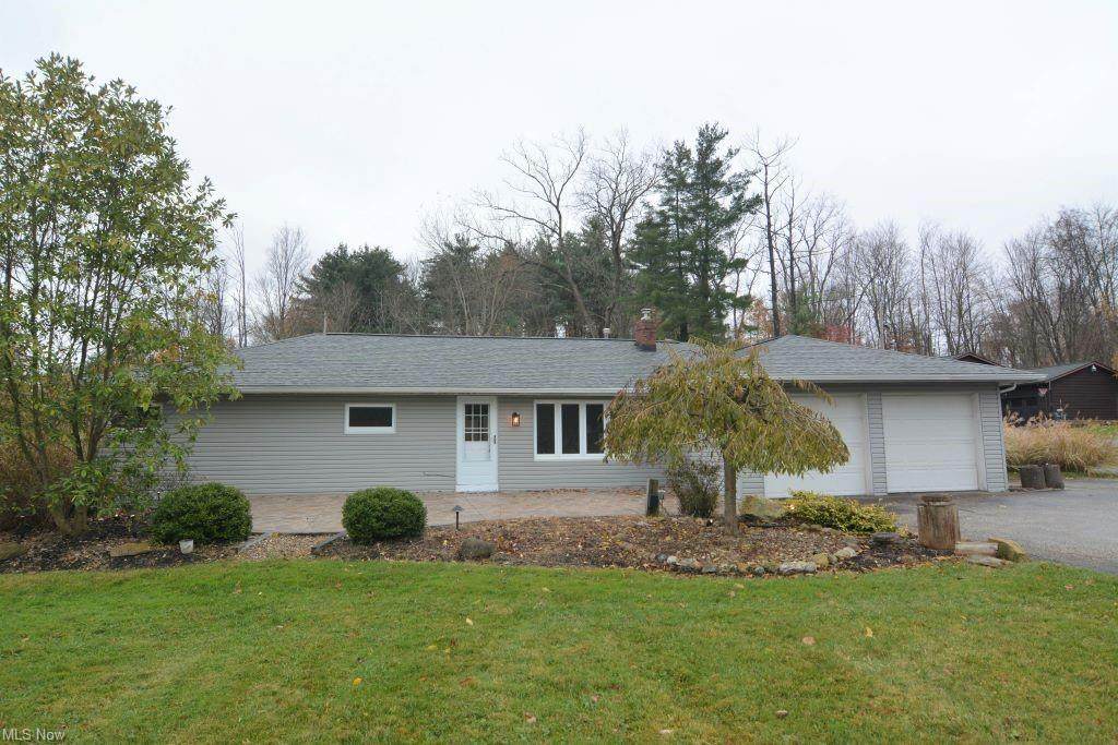 3576 Hawthorne Drive - Photo 1