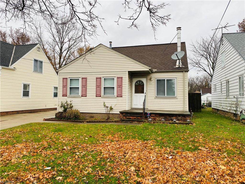 18228 Rockland Avenue - Photo 1