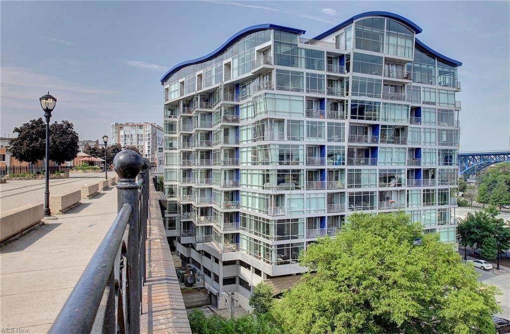1237 Washington Avenue - Photo 1