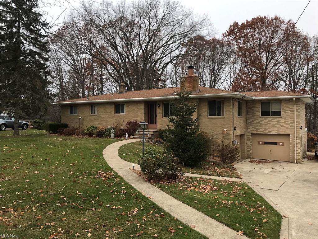 1497 David Drive - Photo 1