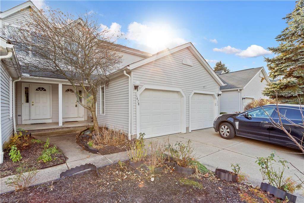 1678 Sugar Maple Court - Photo 1