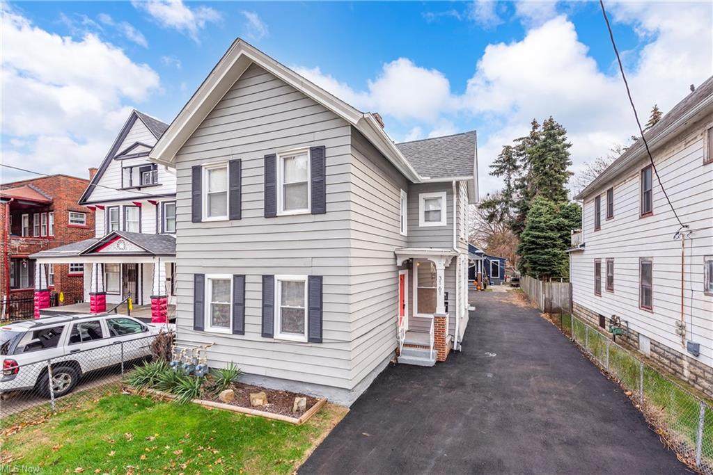 3161-3159 Scranton Road - Photo 1