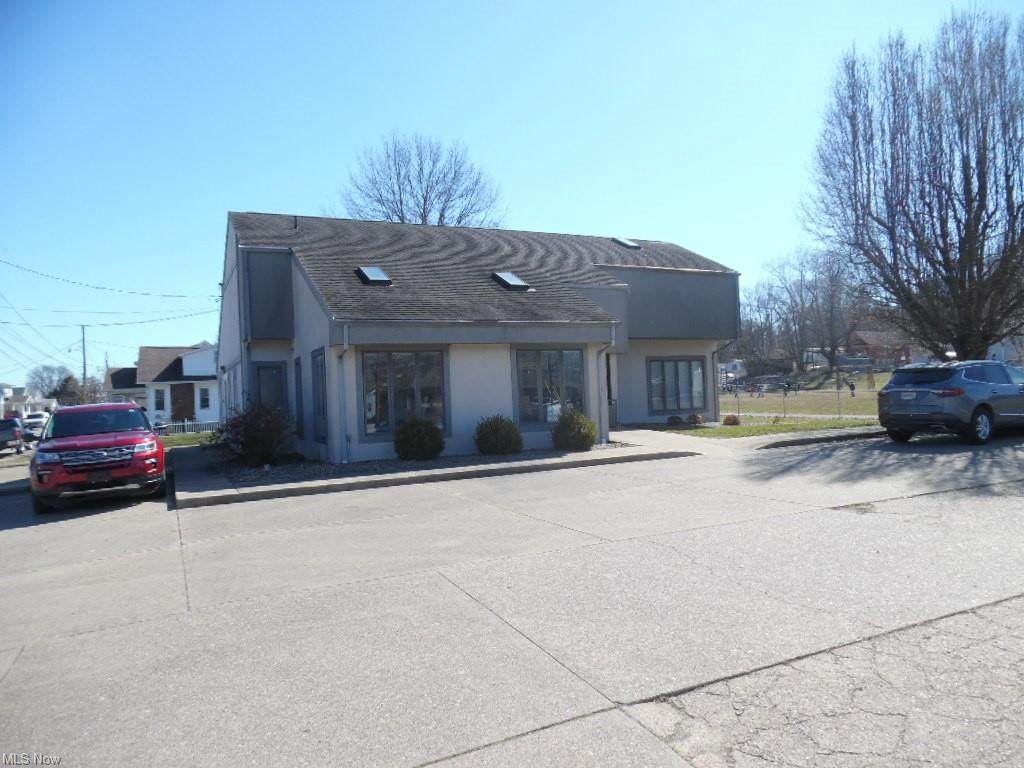 3100 Dudley Ave - Photo 1