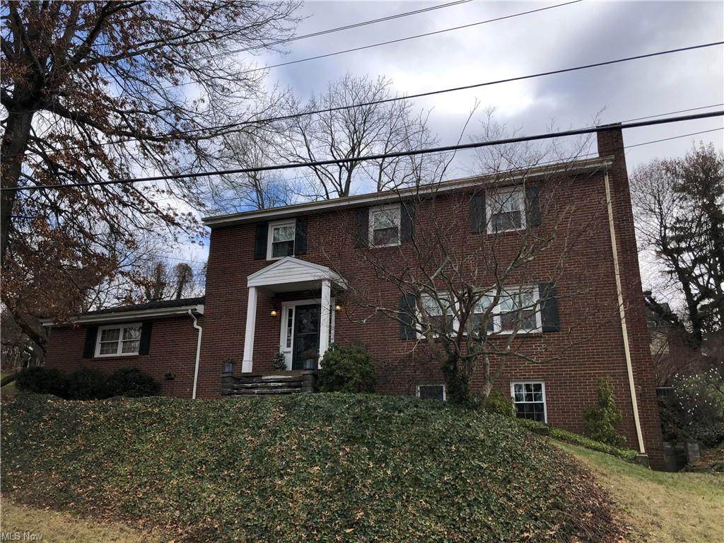 2 Glenwood Road - Photo 1
