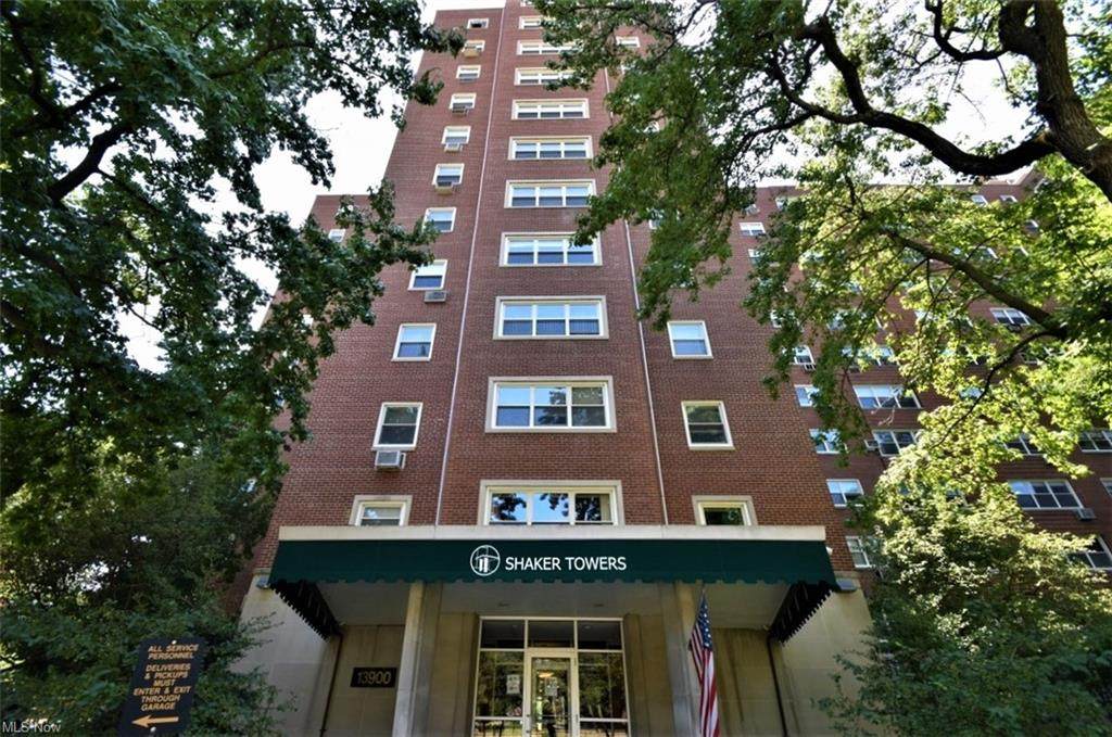13900 Shaker Boulevard - Photo 1