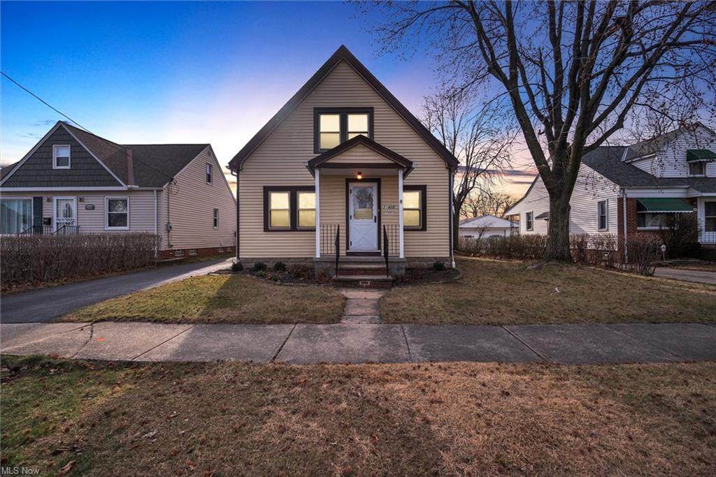 21420 Westport Avenue - Photo 1
