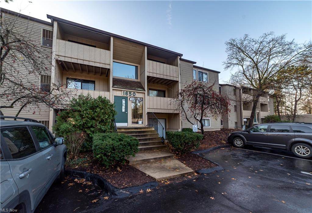 1650 Cedarwood Drive - Photo 1