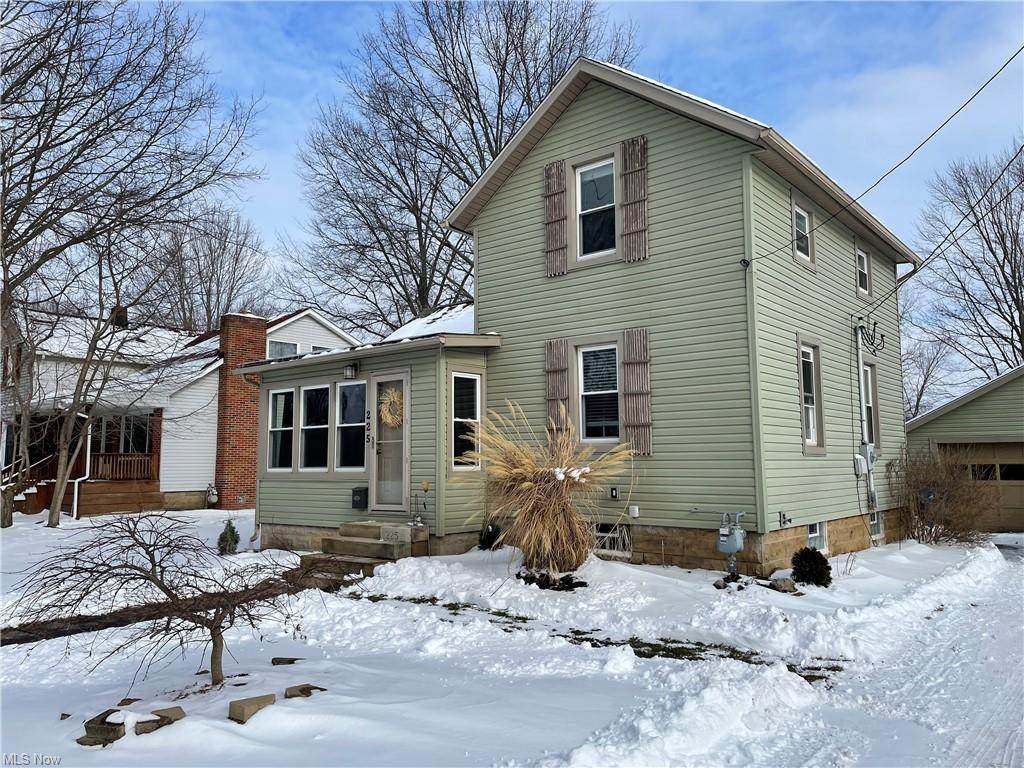 225 Erie Street - Photo 1