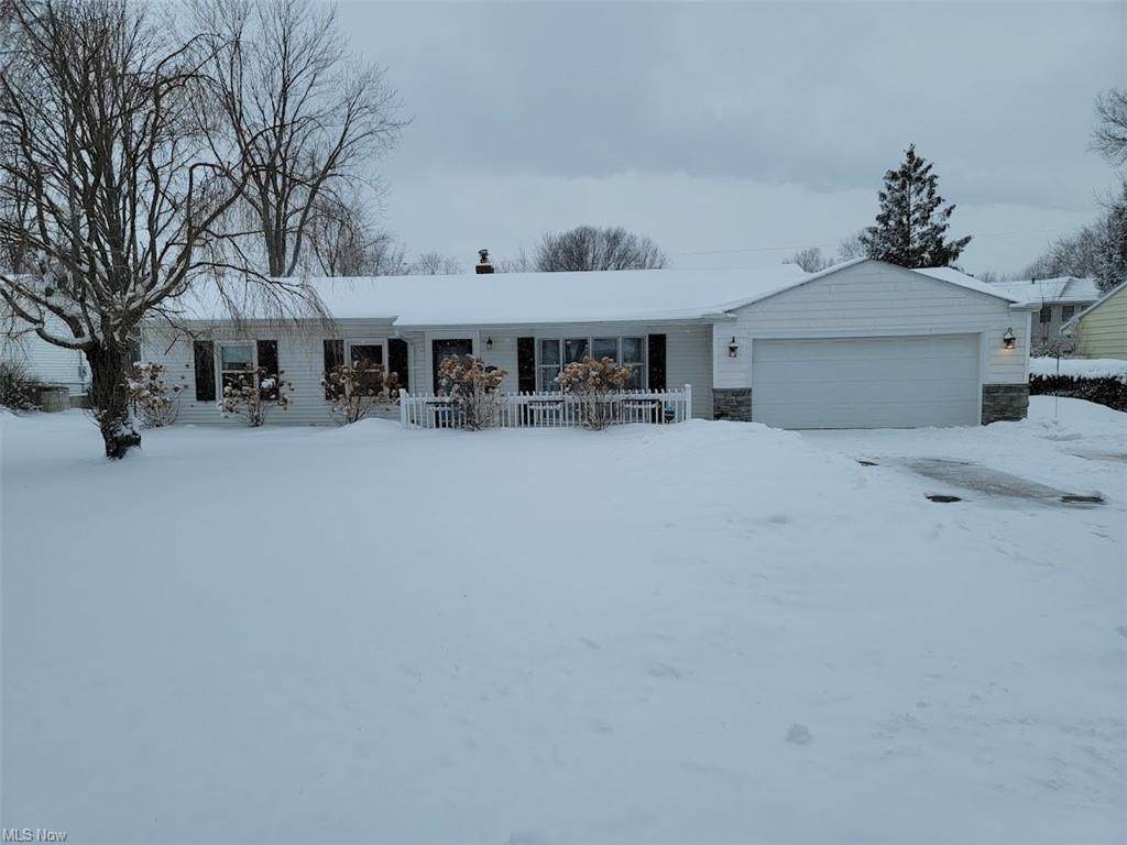250 Duff Drive - Photo 1
