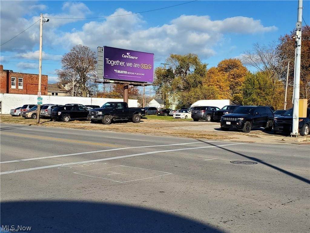 V/L Broadway - Photo 1