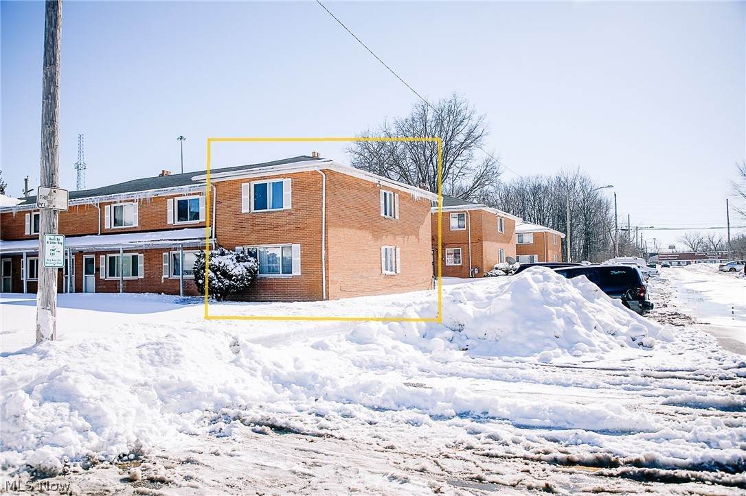4925 Banbury Court - Photo 1