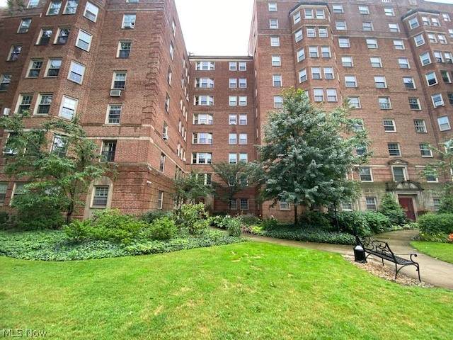 13720 Shaker Boulevard - Photo 1