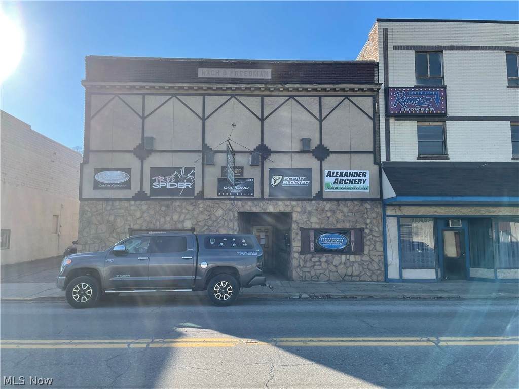 3105 Main Street - Photo 1