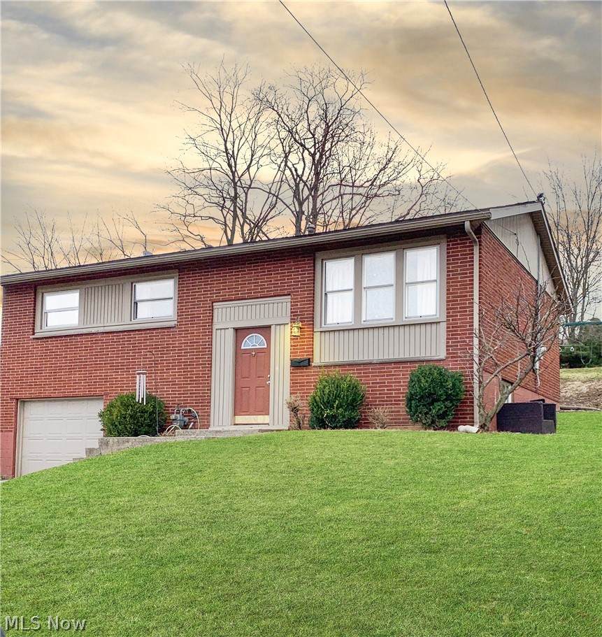 144 Sycamore Street - Photo 1