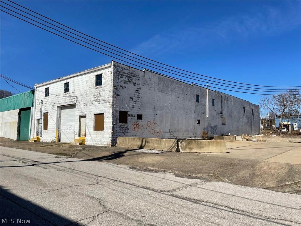 821 Jeanette Street - Photo 1