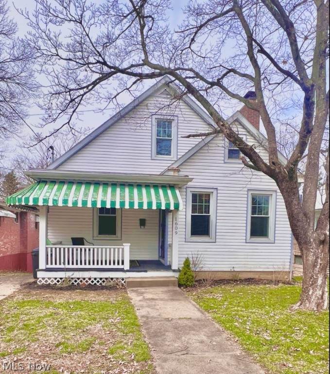 1609 Plum Street - Photo 1
