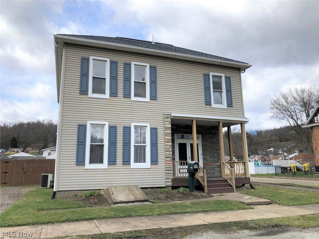 801 Labelle Street - Photo 1