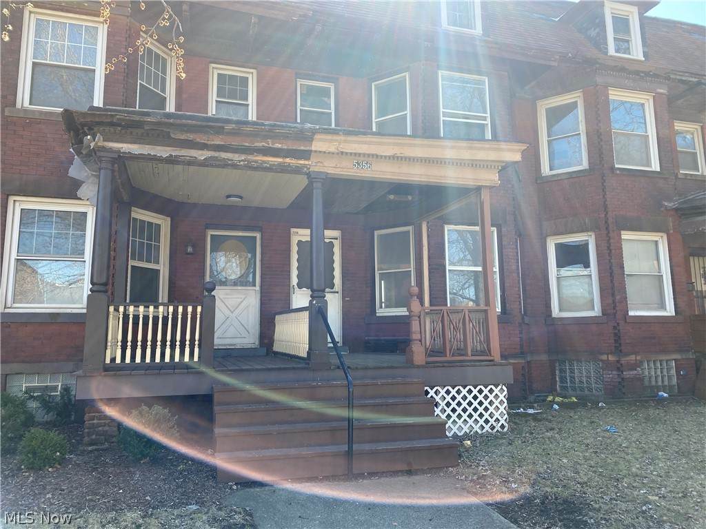 5356 Saint Clair Avenue - Photo 1