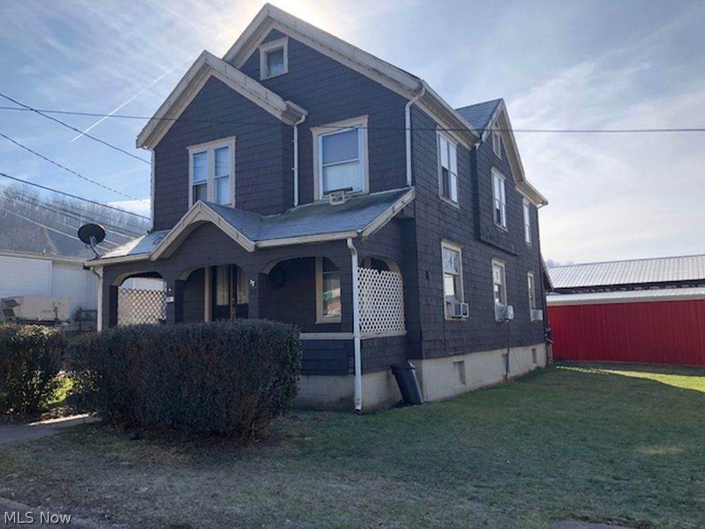 108 9th Street - Photo 1