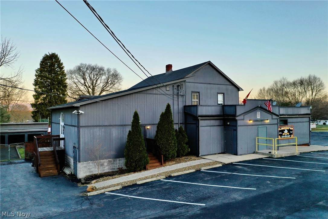 1111 Niles Cortland Road - Photo 1