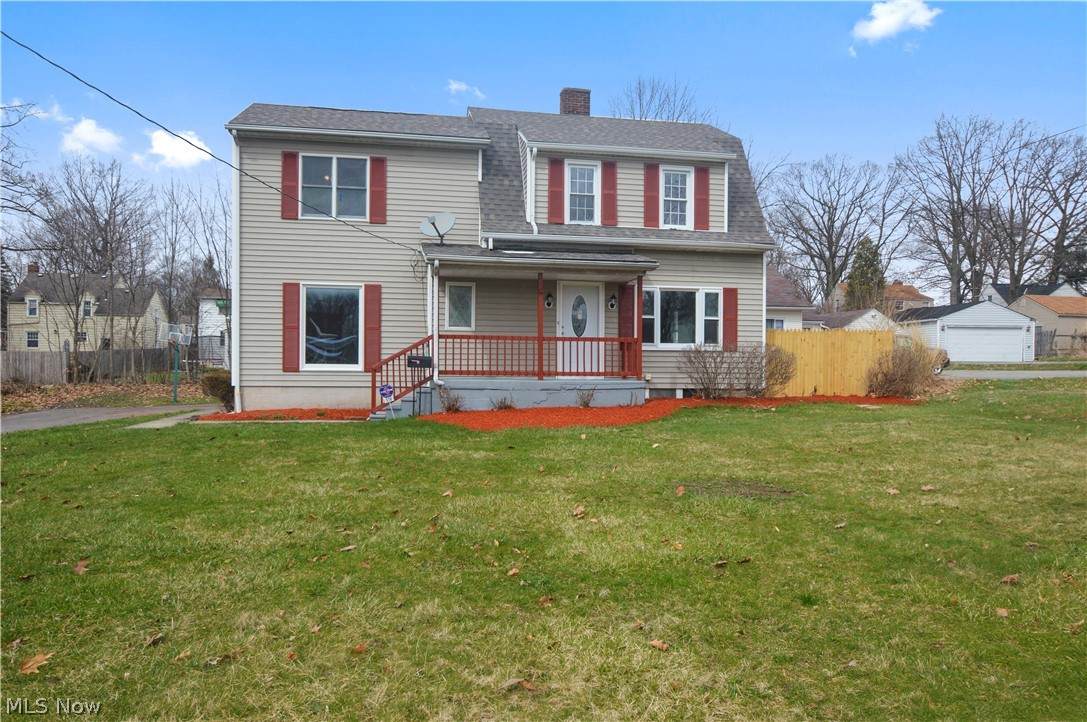 174 Meadowbrook Avenue - Photo 1