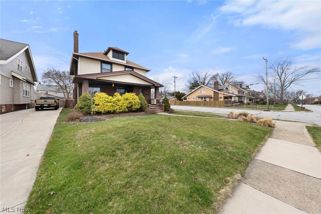 1552 Waterbury Road - Photo 1