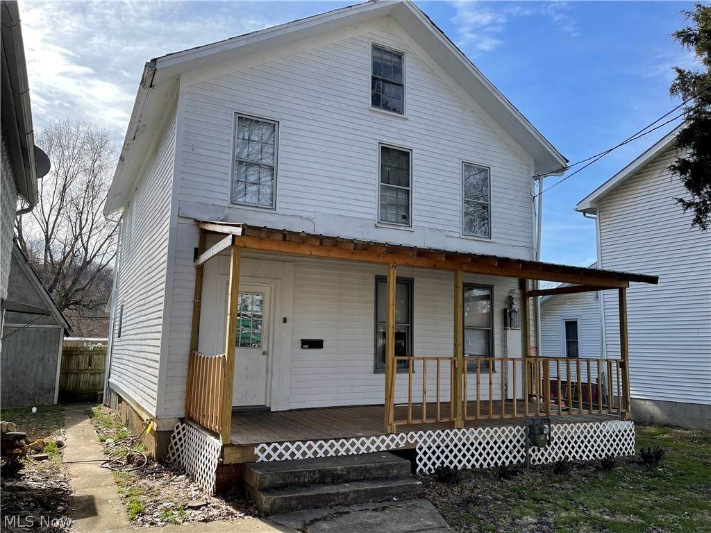809 Front Street - Photo 1