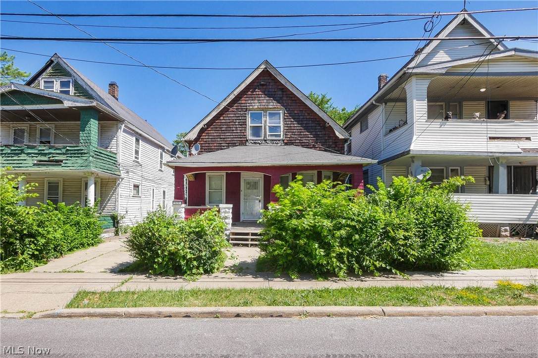 10209 Elwell Avenue - Photo 1
