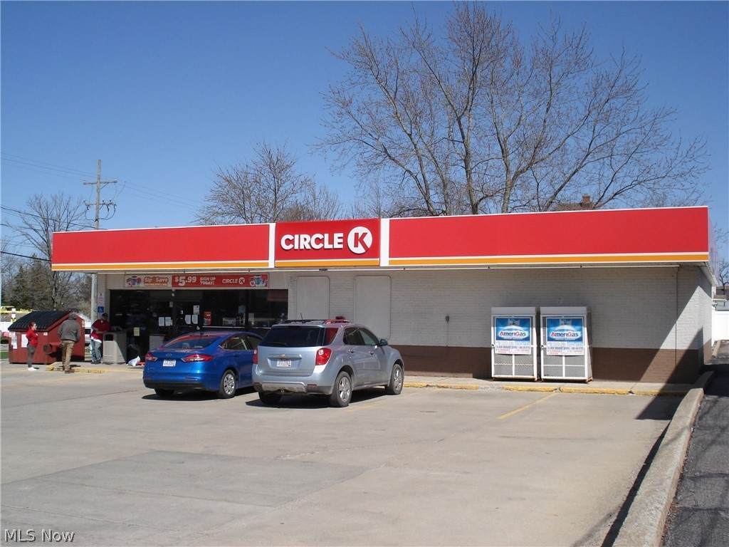 96 Chestnut Street - Photo 1