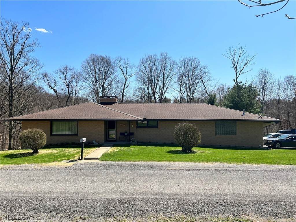 10 Harding Avenue - Photo 1