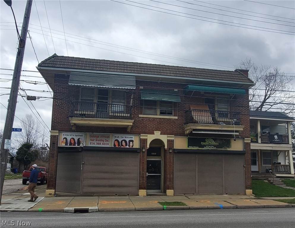 205 156th Street - Photo 1