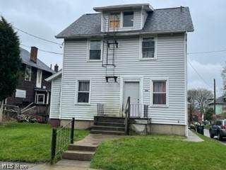 906 13th Street - Photo 1