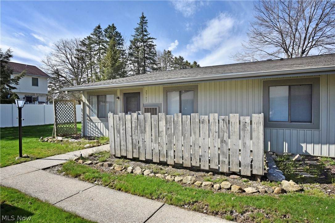 2767 Mull Avenue - Photo 1