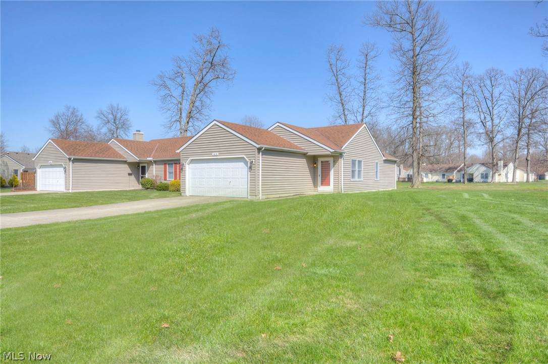 1819 Sandalwood Drive - Photo 1