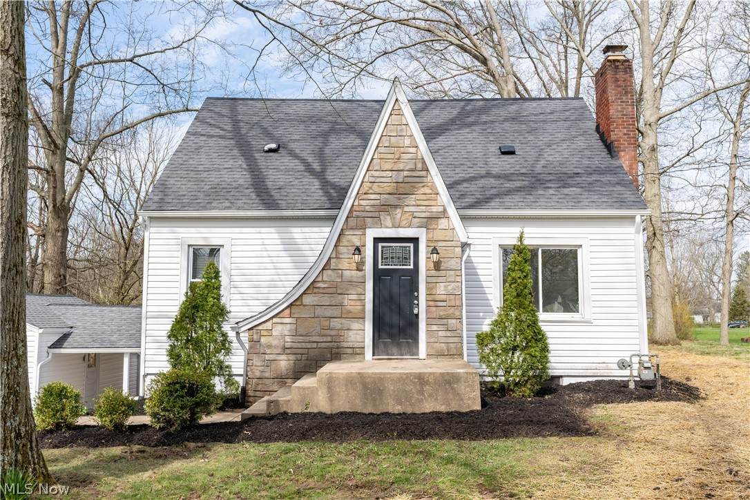 5590 Dailey Road - Photo 1