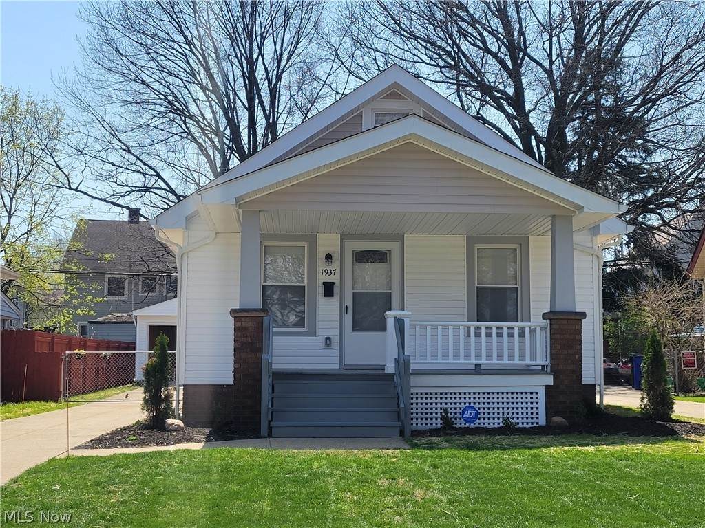 1937 Creston Avenue - Photo 1