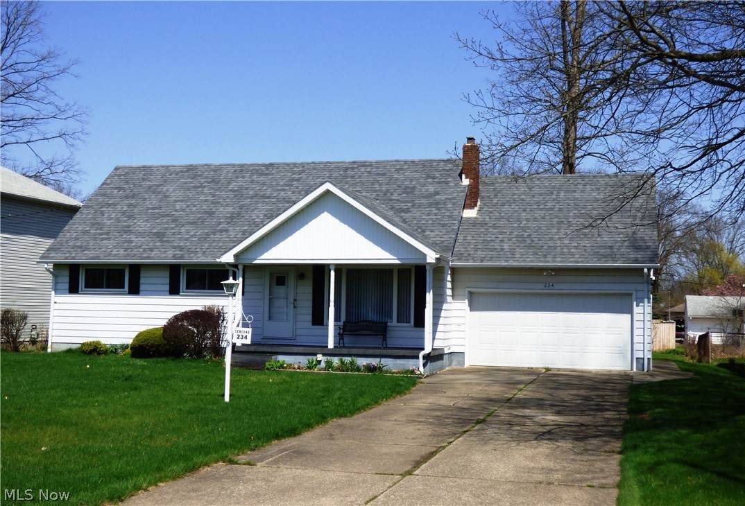 234 Trumbull Avenue - Photo 1