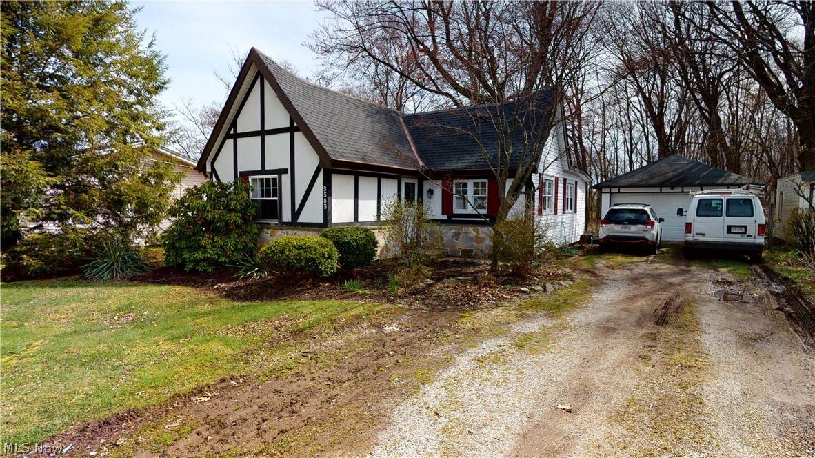 5585 Walnut Street - Photo 1