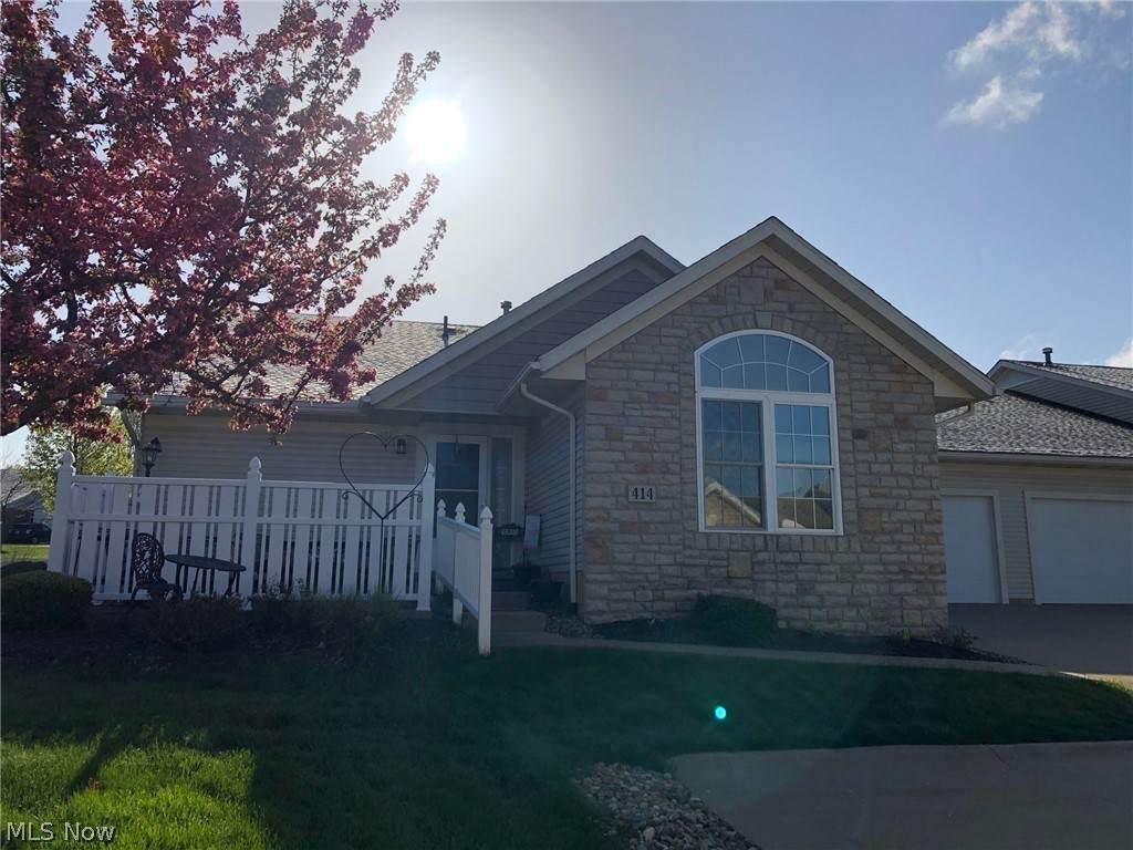 2452 Barrington Way - Photo 1