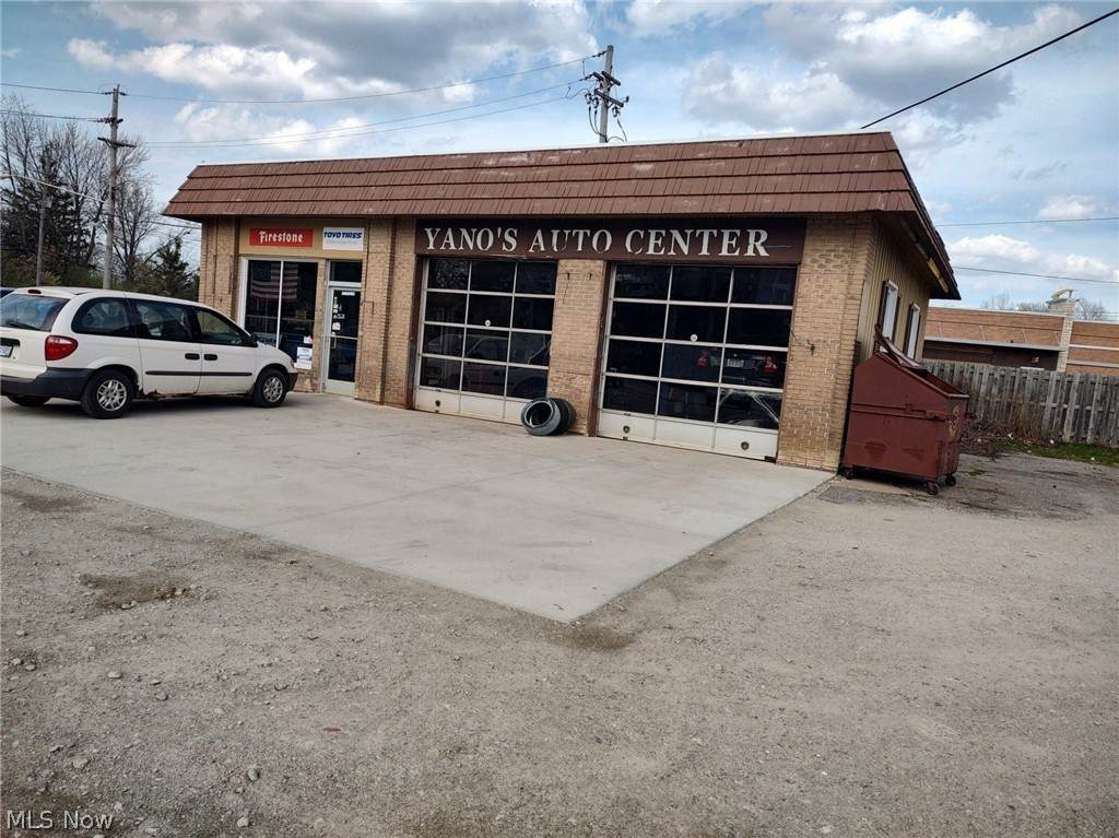 31008 Lake Shore Boulevard - Photo 1